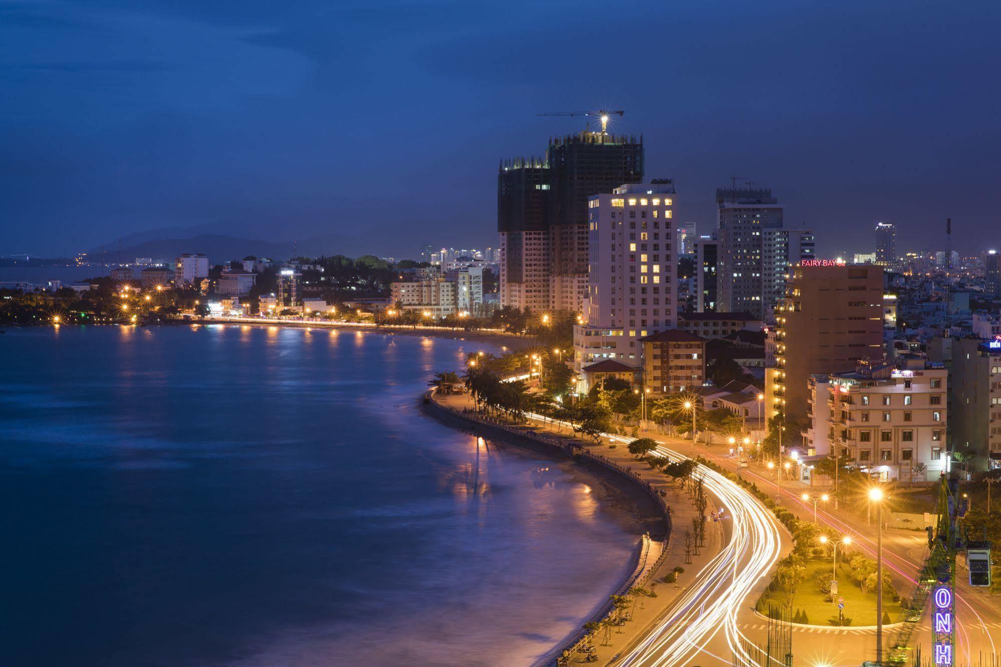 King Town Grand Hotel & Wedding Center Να Τρανγκ Εξωτερικό φωτογραφία
