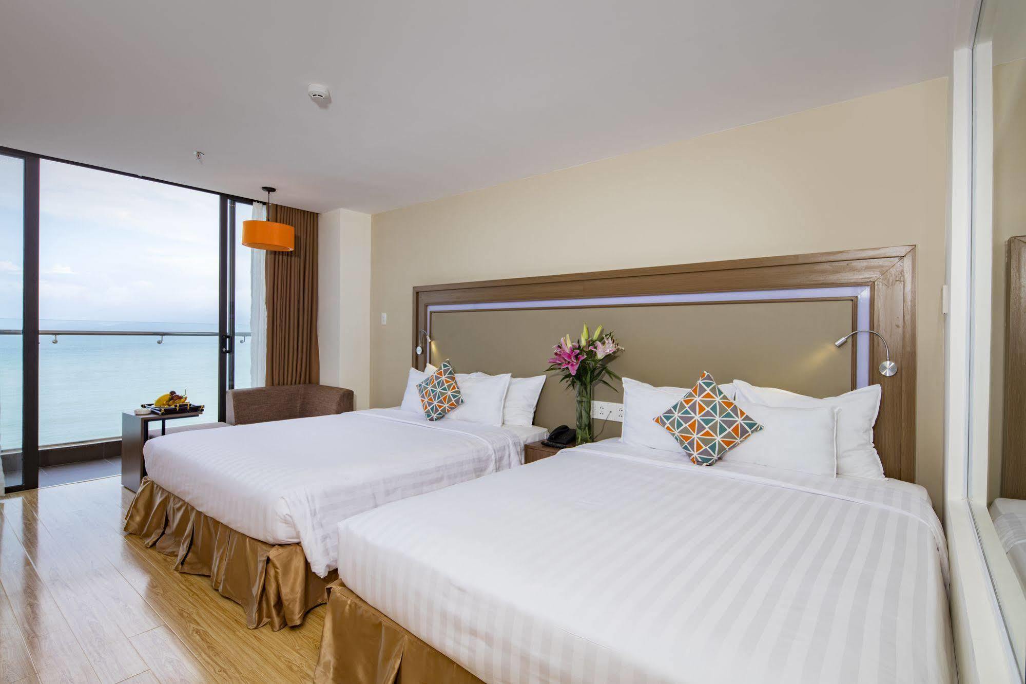 King Town Grand Hotel & Wedding Center Να Τρανγκ Εξωτερικό φωτογραφία