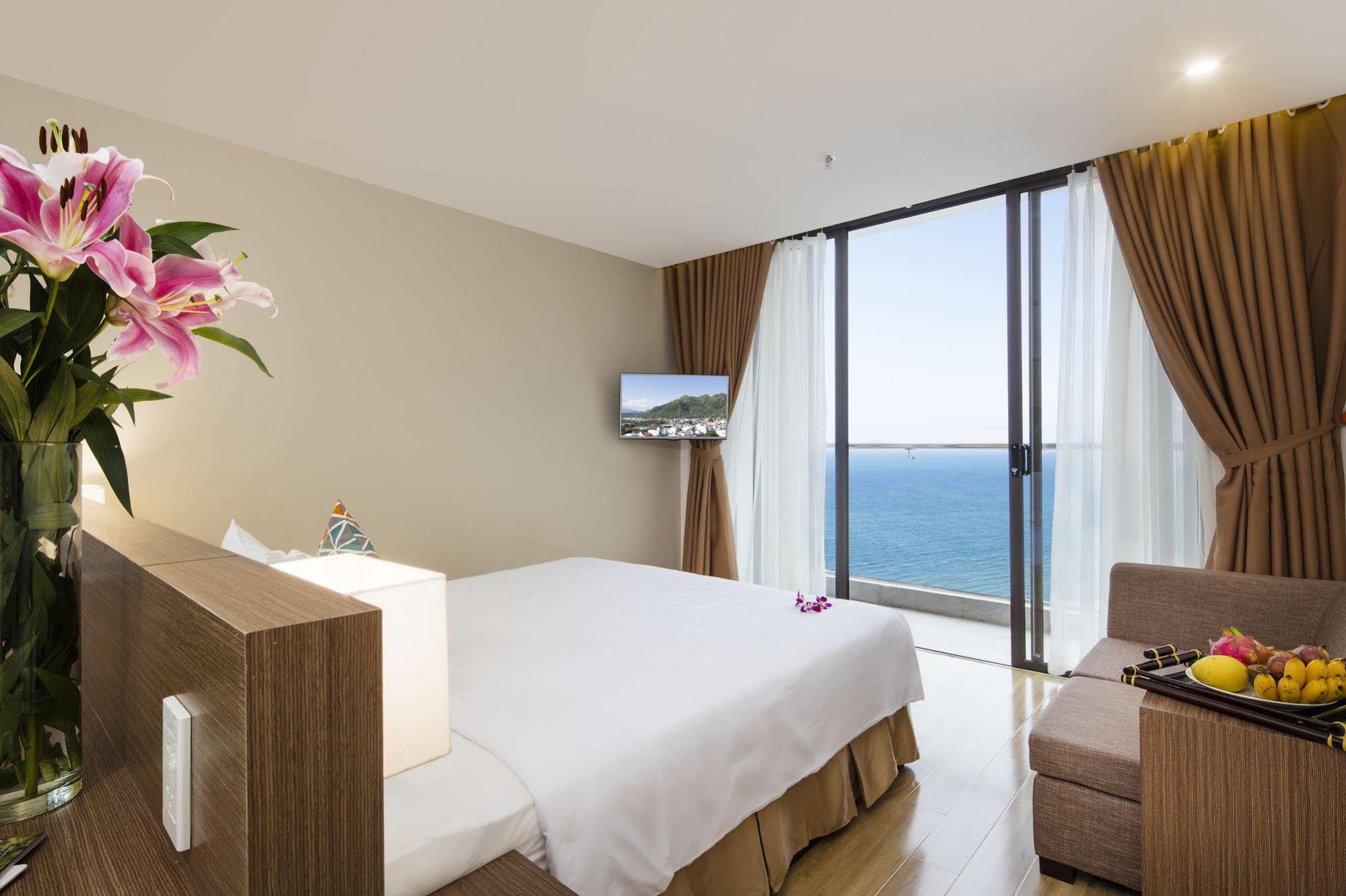King Town Grand Hotel & Wedding Center Να Τρανγκ Εξωτερικό φωτογραφία