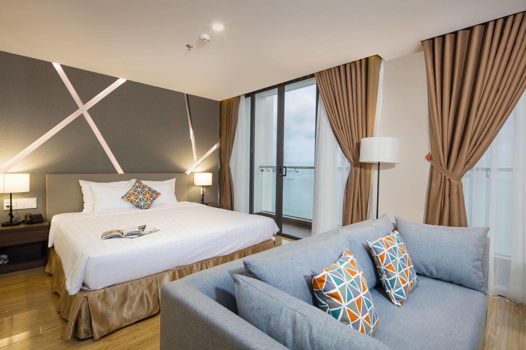 King Town Grand Hotel & Wedding Center Να Τρανγκ Εξωτερικό φωτογραφία