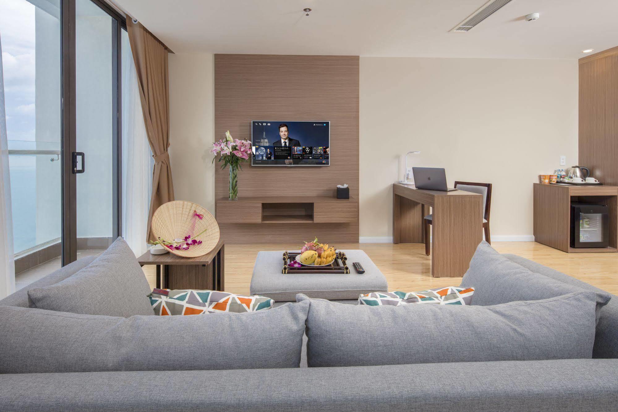 King Town Grand Hotel & Wedding Center Να Τρανγκ Εξωτερικό φωτογραφία
