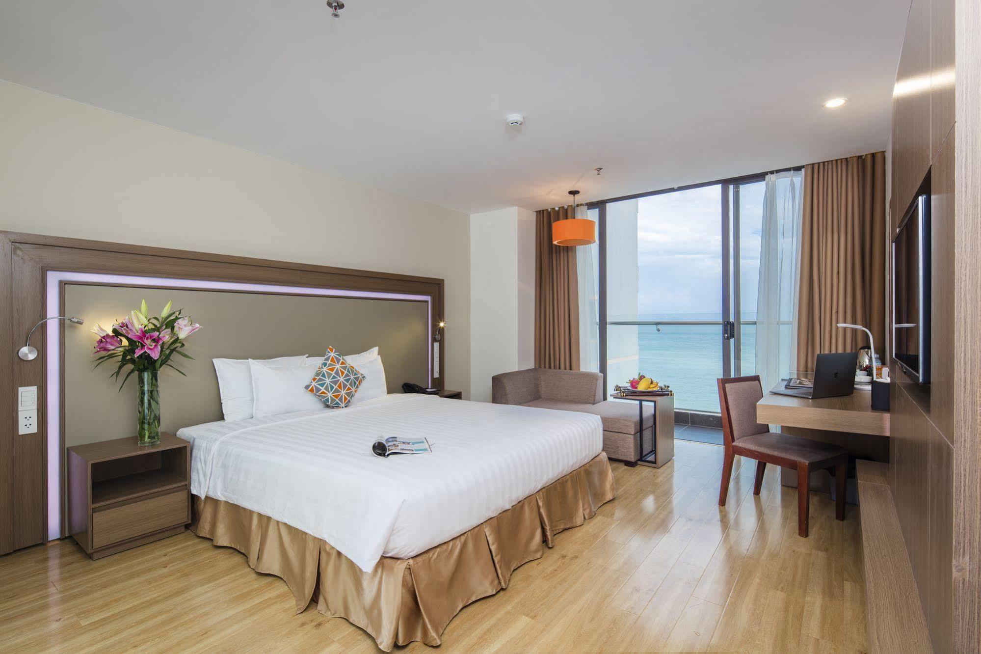 King Town Grand Hotel & Wedding Center Να Τρανγκ Εξωτερικό φωτογραφία